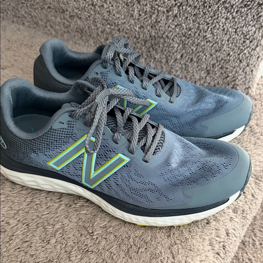 New Balance Men's Blue and Green Sneakers